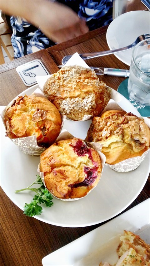 Assorted Muffins Freshly baked, yummy flavours = yay me! Assorted Muffins - Harry's in Boat Quay