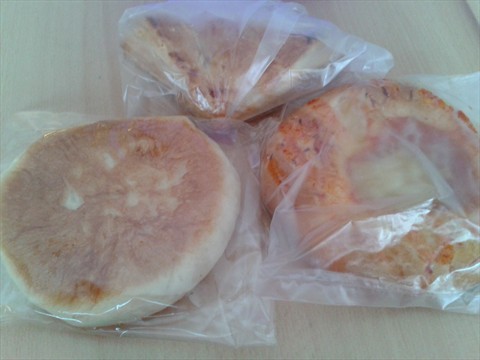 Pizza bun, raisin cheese bun & curry puff