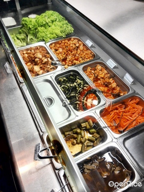 Free Flow of Korean Side Dishes at the Salad Bar