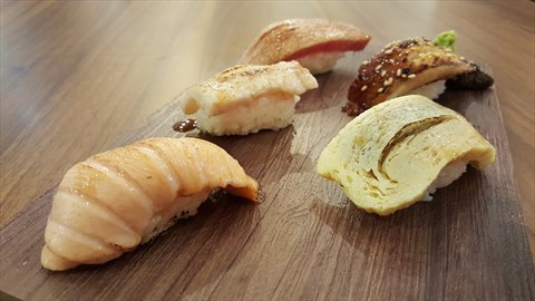 5 Kinds of Torched Mentai Sushi